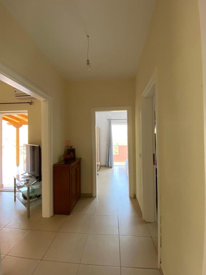 Gkiko'S Guest House Qeparo Exterior foto